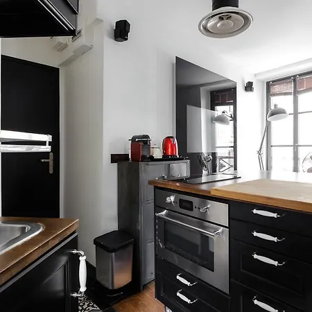Cosy Montmartre Apartmán