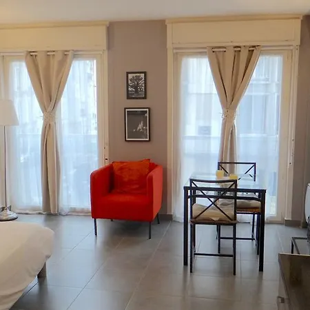 Cosy Montmartre Διαμέρισμα *